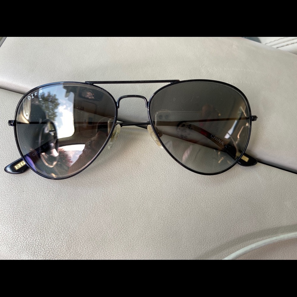 Diff Cruz aviator sunglasses with hard case